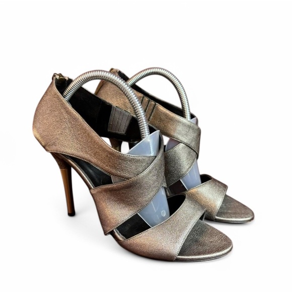 Diane Von Furstenberg Shoes - DVF Diane von Furstenberg Metallic Heels 8M Wide Strap Criss Cross Sandals Italy